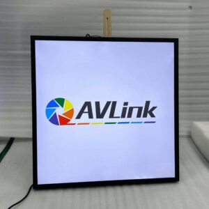 AVLink - Affordable Customized Digital Signage - 1:1 Square Screen